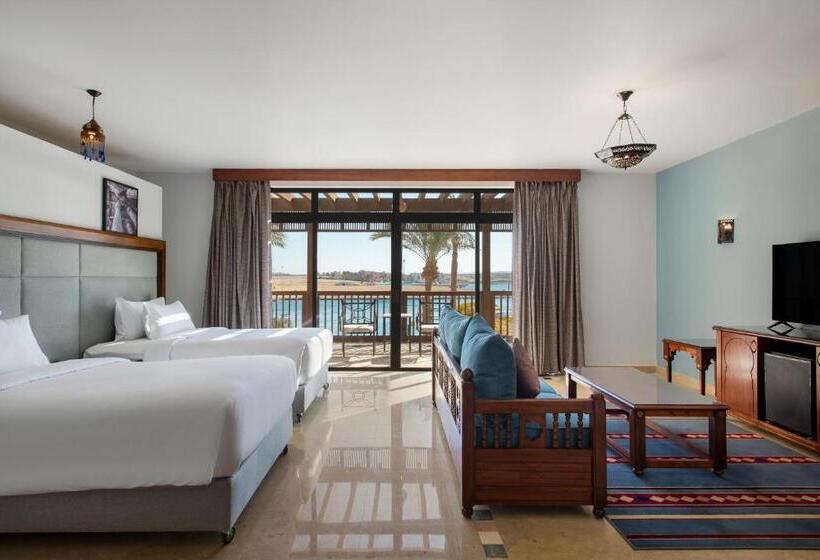 سوییت جونیور با چشم‌انداز استخر, Marina Resort Port Ghalib, A Member Of Radisson Individuals