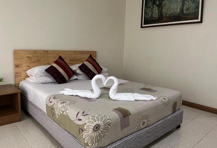 Номер Стандарт, Chat Residence