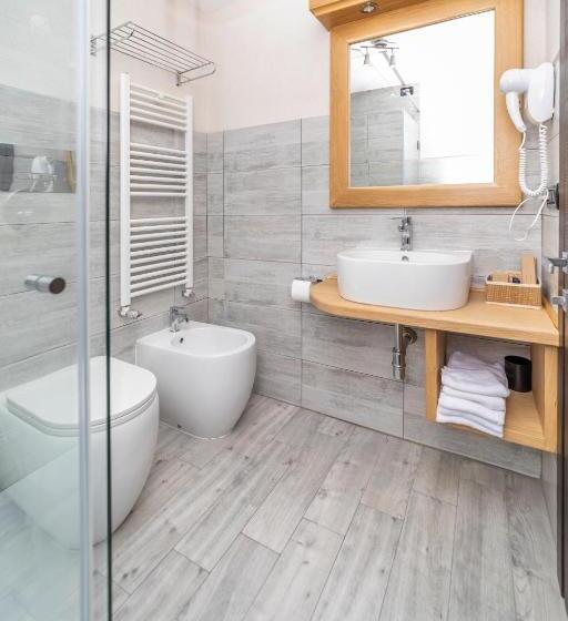 اتاق سوپریور سه تخته, Hotiday Chalet Sestriere Vialattea