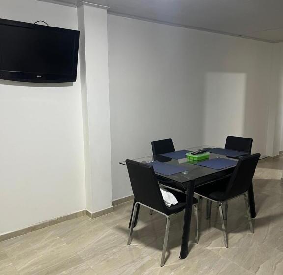 Апартаменты 2 Спальни, Apartaestudio En La Mesa