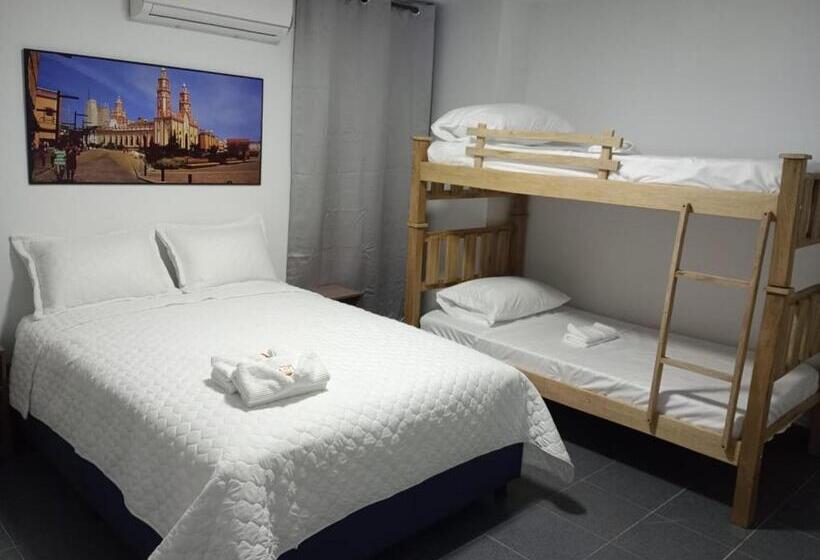 Семейный Номер, Casa Hotel Yemi