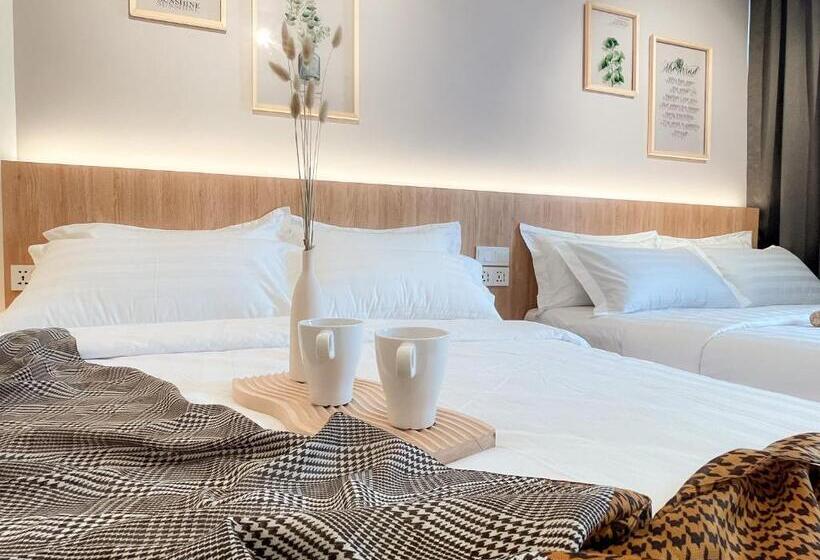 Номер Стандарт Четырехместный Совместный Санузел, Sleep Box Penang