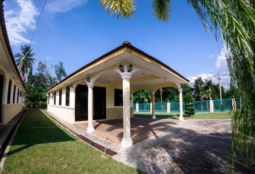 Апартаменты 1 Спальня Вид на Сад, Desa Tunjung Homestay