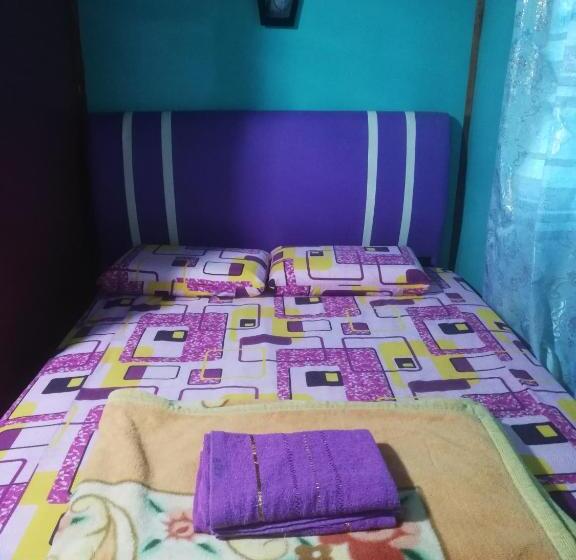 Семейный Номер, Strawberry Rest House Mesilou Kundasang