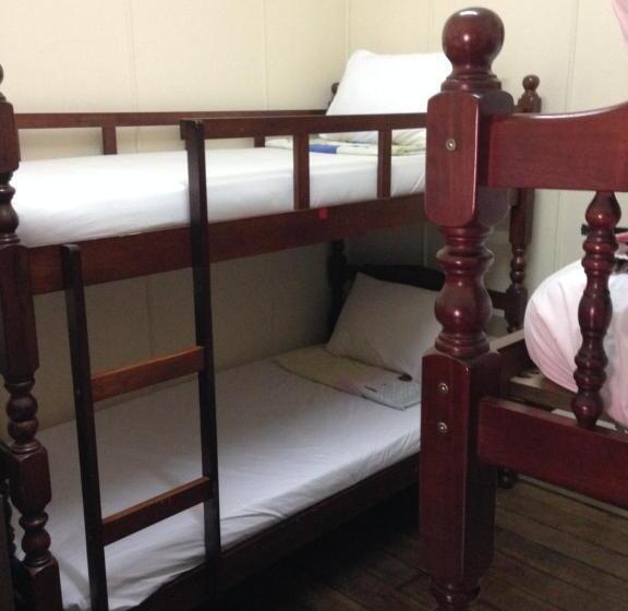 Семейный Номер, Country View Inn