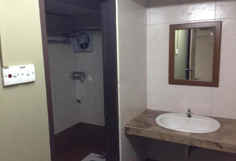 Семейный Номер, Country View Inn