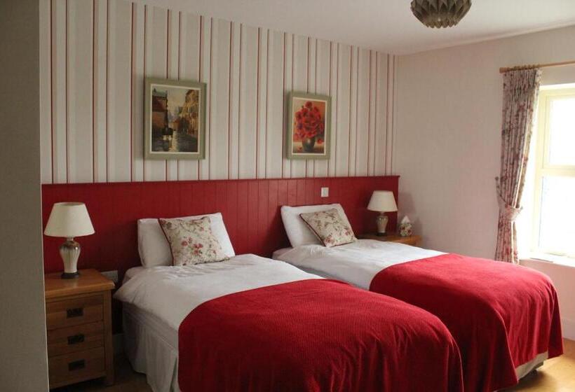 Номер Стандарт Трехместный, Luachra Lodge