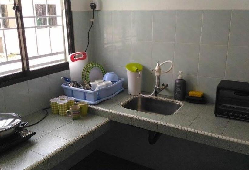 Дом 4 Спальни, J&p Homestays House 1