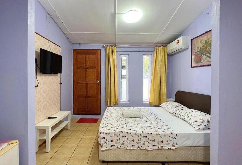 Трехместный Номер Комфорт, Merdeka Guest House 2