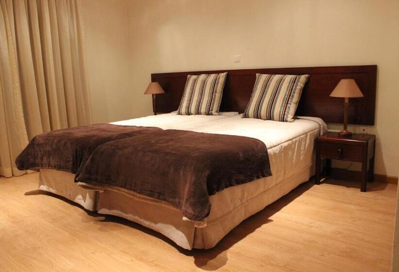 Номер Стандарт с Балконом, Residencial Farol