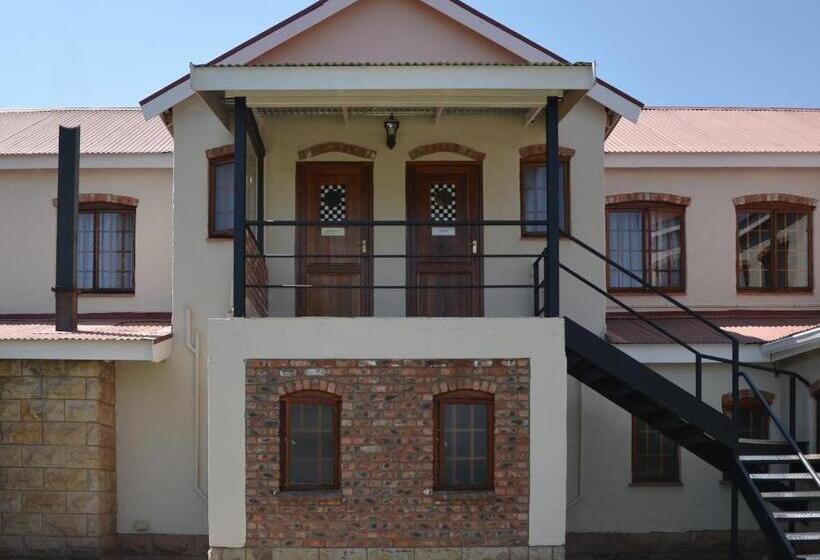 Люкс Классика, By The Way Guesthouse