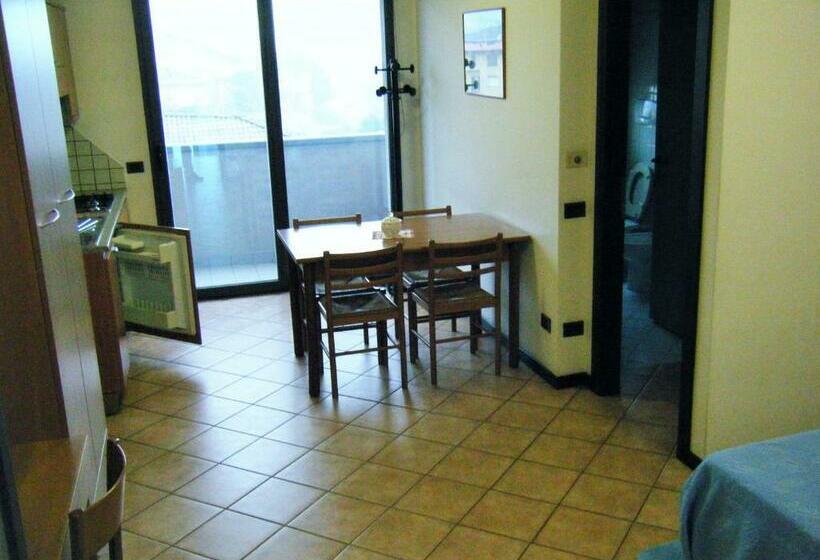 스탠다드 스튜디오, Residence Vezzoli