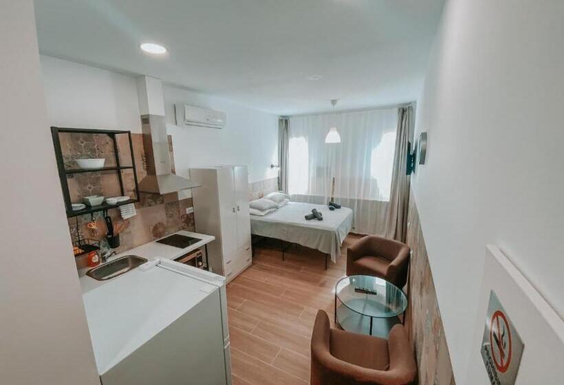标准工作室, Apartamentos Pueblo Mar