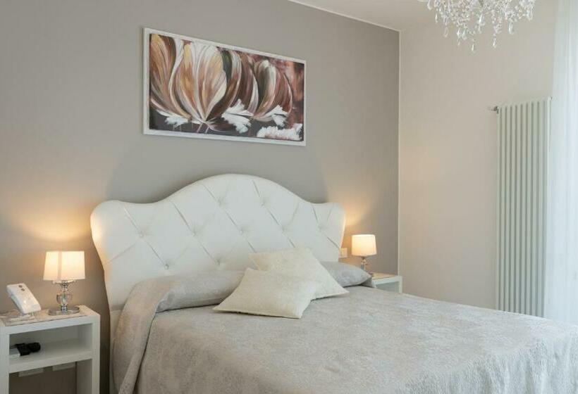 Номер Стандарт с Балконом, Bellariva Monopoli B&b E Relax