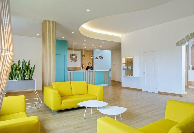Quarto standart com varanda, Lu  Hotel Porto Pino