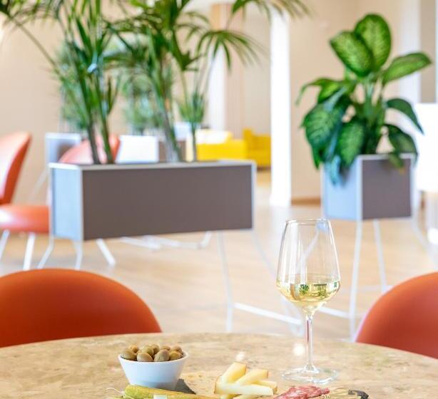 Quarto standard, Lu  Hotel Porto Pino
