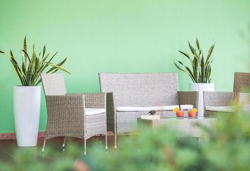 Номер Basic, Lu  Hotel Porto Pino
