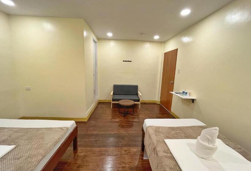 디럭스 패밀리 룸, Zuric Pension House
