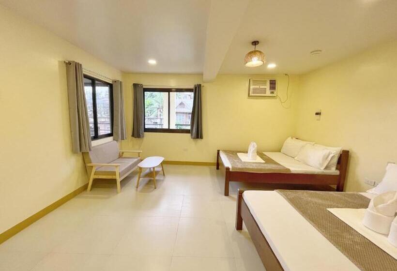 4인용 스탠다드 룸, Zuric Pension House