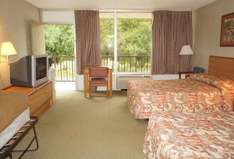 Номер Стандарт 2 Двуспальные Кровати, Executive Inn & Suites
