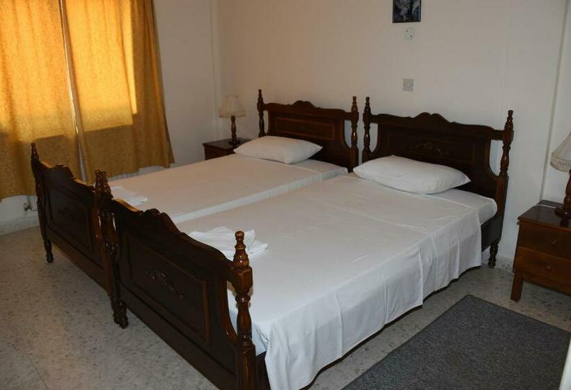 带1个卧室带泳池的公寓, Odysseas & Eleni Hotel Apartments