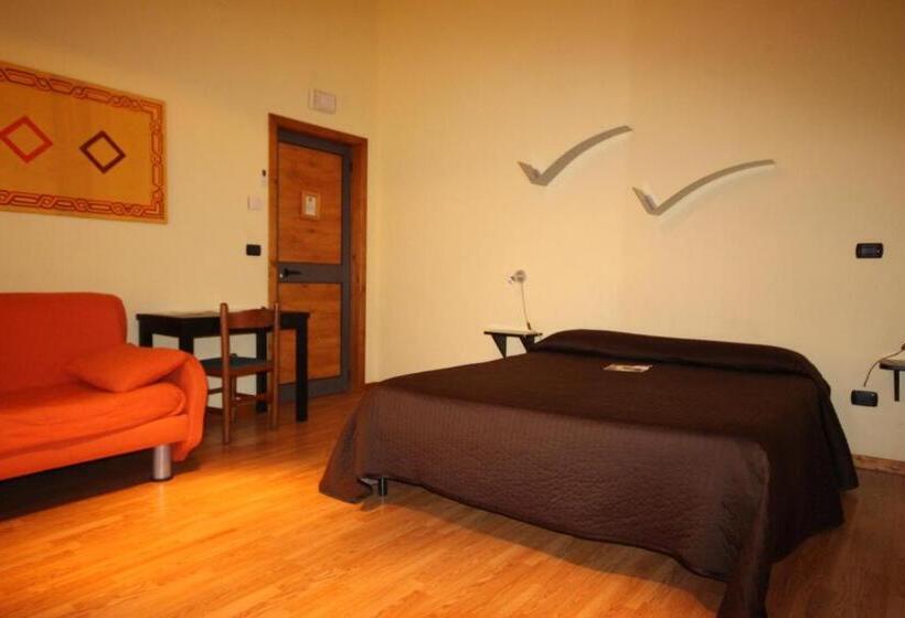 חדר סטנדרט לשלושה, Albergo Tripoli B&b Affittacamere