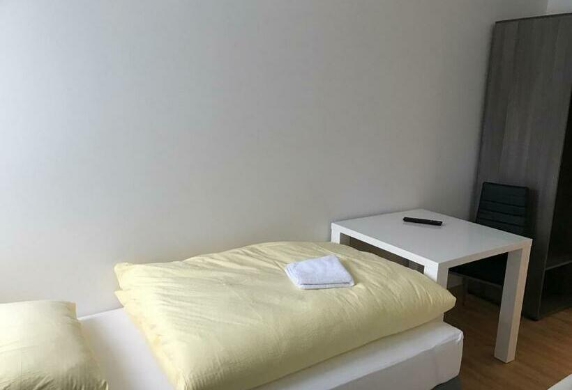 اتاق استاندارد یک نفره, Montagehotel Bed & Steel