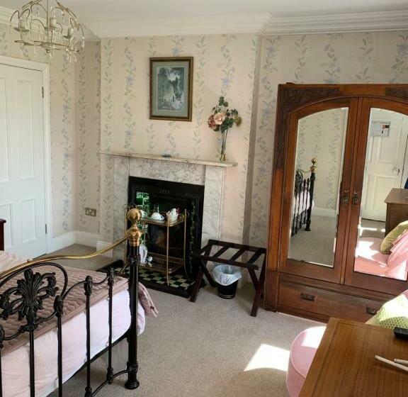스탠다드 룸 킹사이즈 침대, Boyne View House