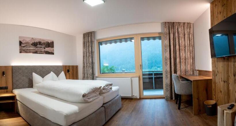 Comfort room with balcony, Sonnenhang Montafon
