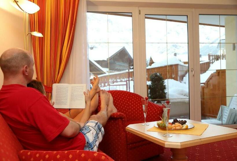 Полулюкс с Балконом, Berg & Spa Hotel Urslauerhof