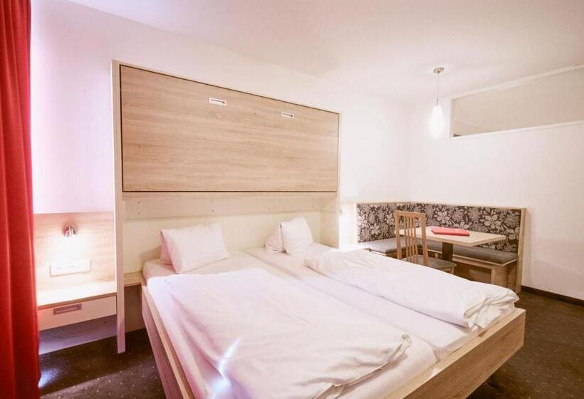 غرفة قياسية رباعية, Planai By Alpeffect Hotels