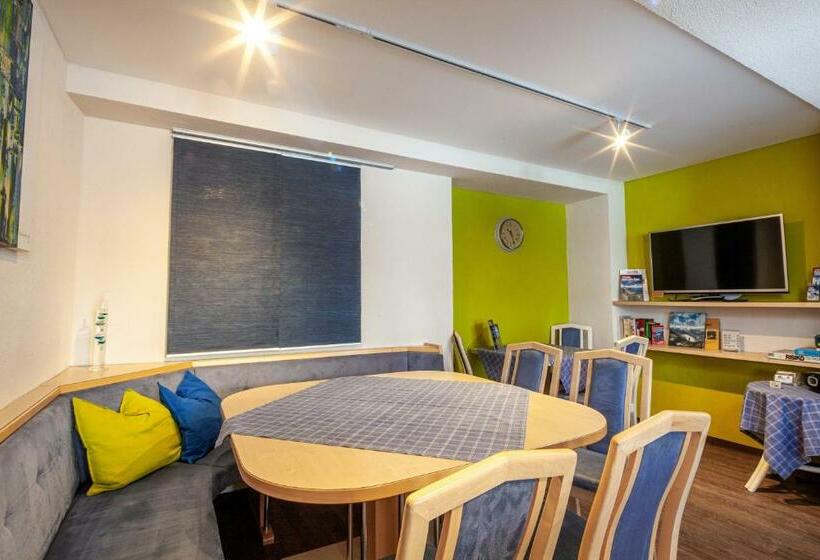 Номер Стандарт Совместная Ванная, Rutsche Hostel