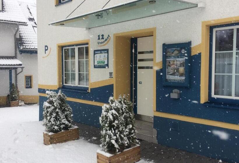 Трехместный Номер Стандарт Совместная Ванная, Rutsche Hostel