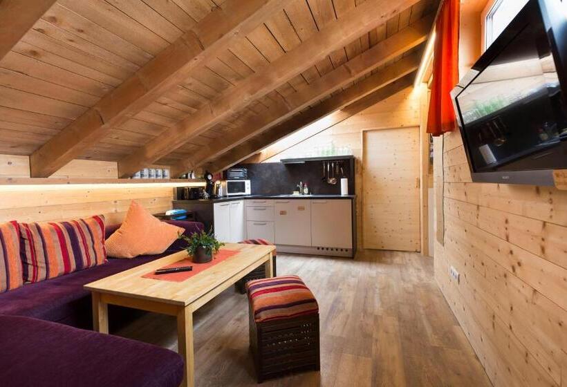 Апартаменты 1 Спальня, Rutsche Hostel