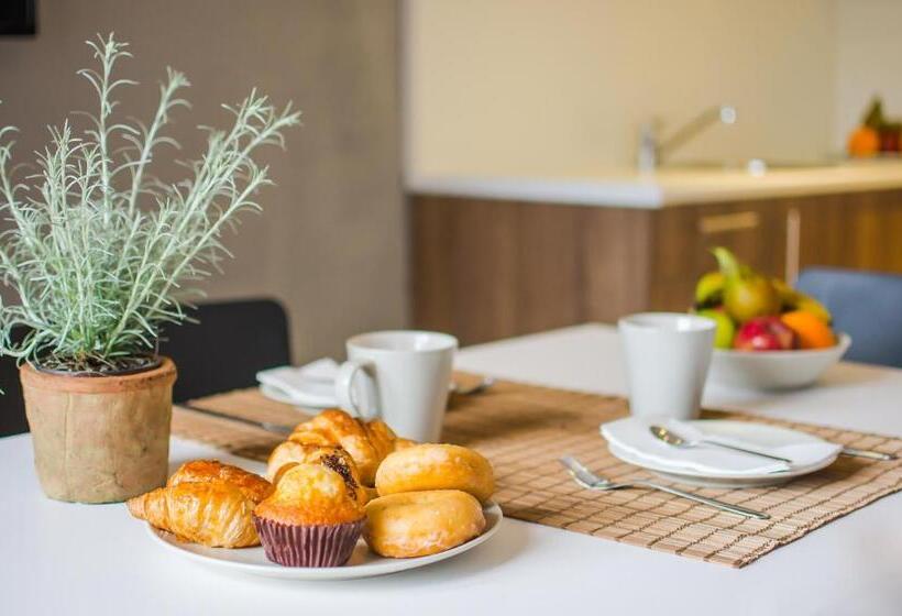 Апартаменты 2 Спальни, Aparthotel Nelva Resort