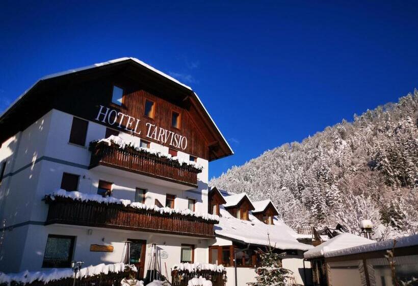 Четырехместный Номер Классик, Tarvisio Four Seasons