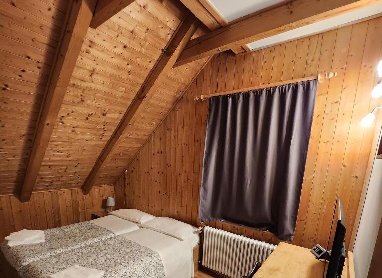 Номер Стандарт Трехместный, Tarvisio Four Seasons