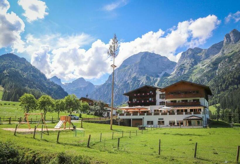 Номер Superior, Berghotel Lämmerhof