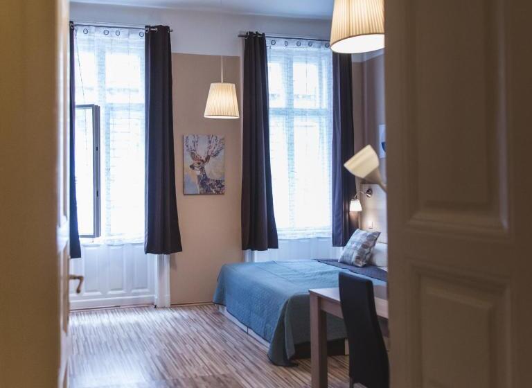 Apartamento Superior 1 Quarto, East Station Private Rooms & Apartments