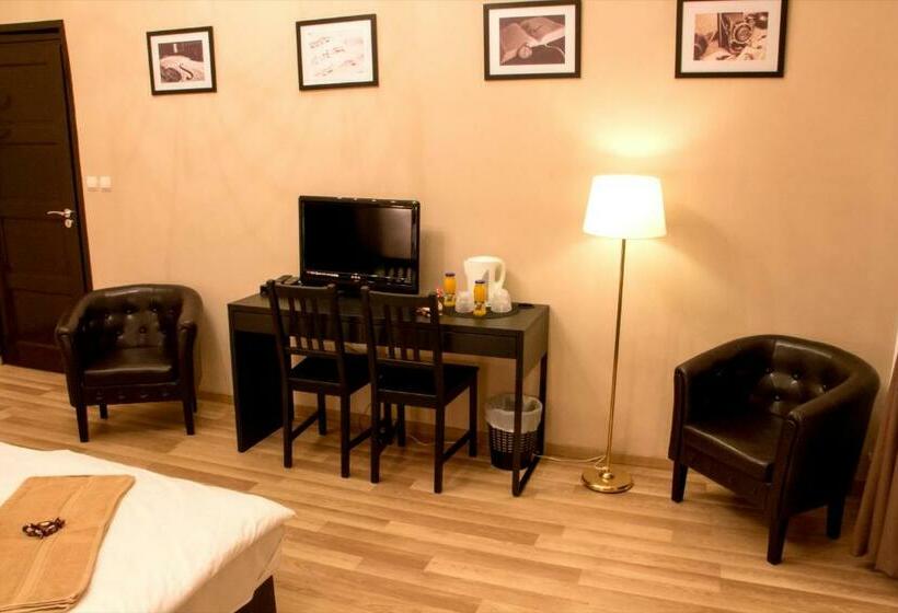 اتاق لوکس, Budapest Ville Bed & Breakfast