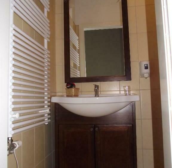 Habitación Estándar Individual, Oazis Panzió