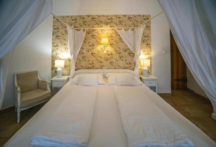 Superior Room, Régi Posta étterem és Fogadó