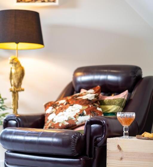 Дом 4 Спальни, Le Sommelier
