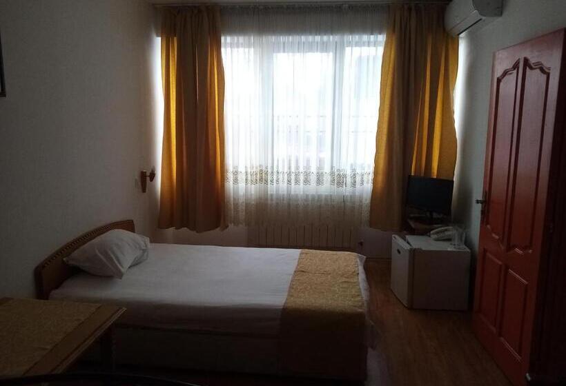 스탠다드 룸, Family Hotel Rai