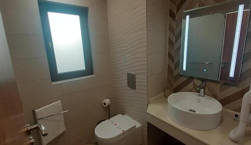 디럭스 룸, Family Hotel Rai