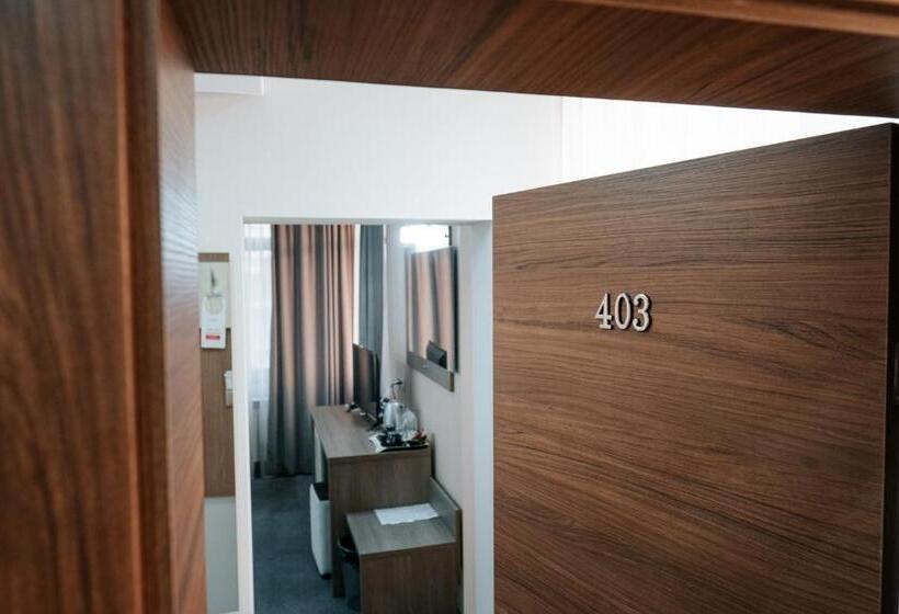 舒适型房间, Tundzha   Renovated!
