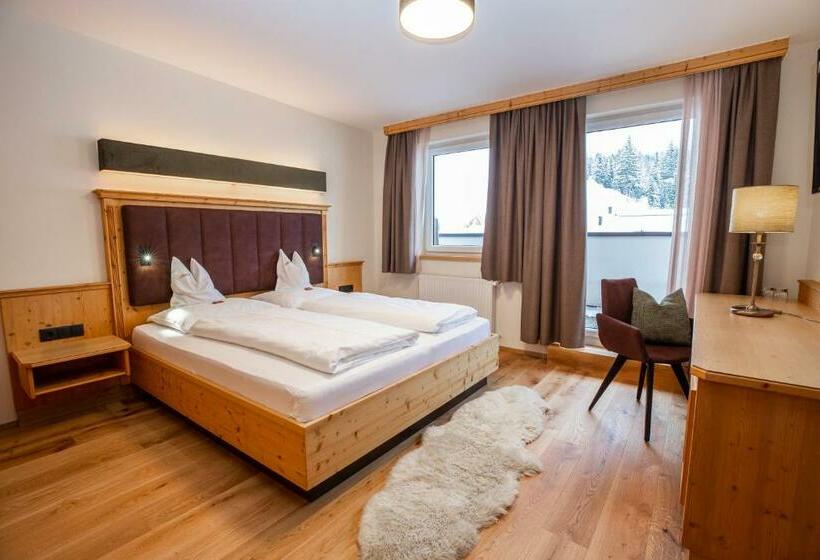 Номер Superior, Moseralm Dolomiti Spa Resort