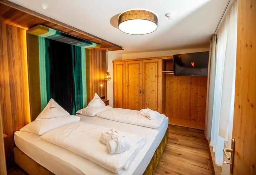 Люкс Кровать Кинг, Moseralm Dolomiti Spa Resort