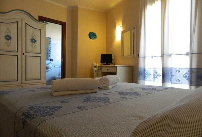 اتاق استاندارد با بالکن و چشم‌انداز دریا, Real B&b Primo Sole