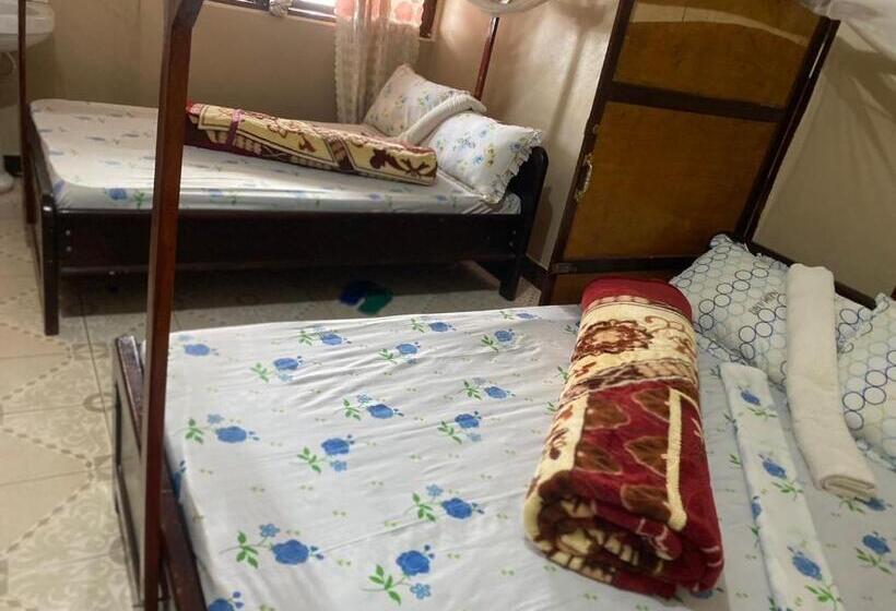Номер Стандарт, Nzimano Hostel